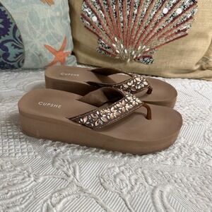 Bling Flip Flops Sandals Size 9.5 Women's Wedge Heel Tan Gold Beach Summer Vibe